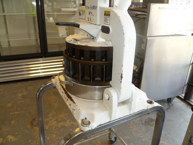 202 Commercial Bakery Dough Cutter / Divider